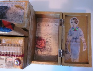 Sewing box drawer, blinged retro pattern